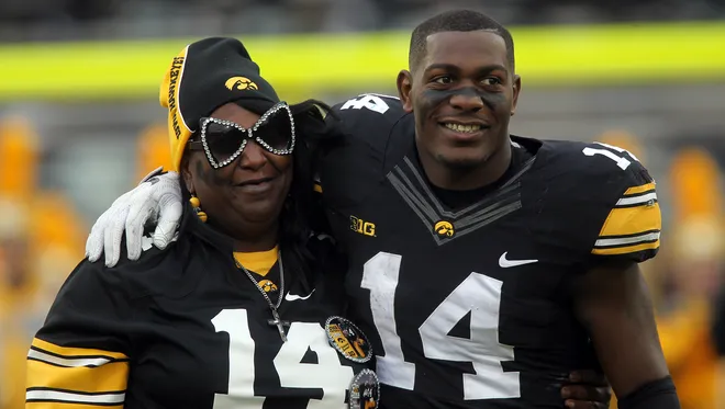 Desmond King Parents Meet Yvette Powell Desmond King ABTC