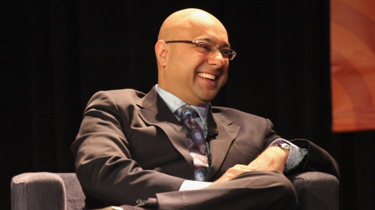 ali velshi with hair