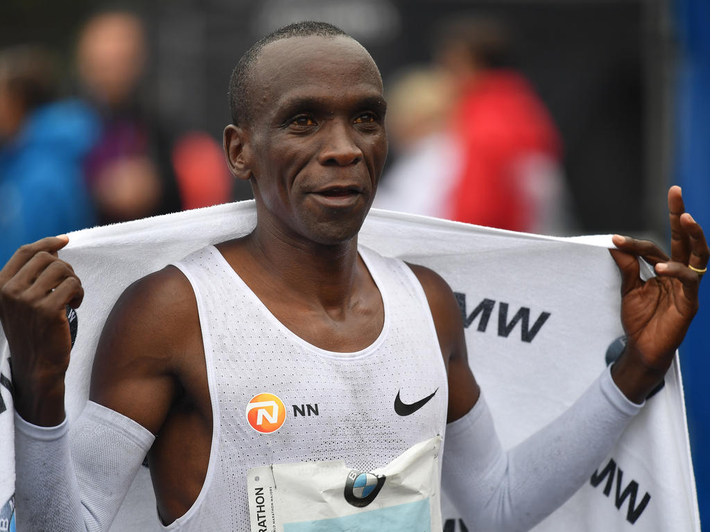 Eliud Kipchoge Biography; Age, Quotes, House, Shoes And Wife - ABTC