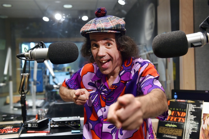 Nardwuar The Human Serviette Biography; Net Worth, Age, Height, Stroke ...