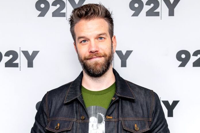 Anthony Jeselnik Biography; Net Worth, Age, Son And Wife - ABTC