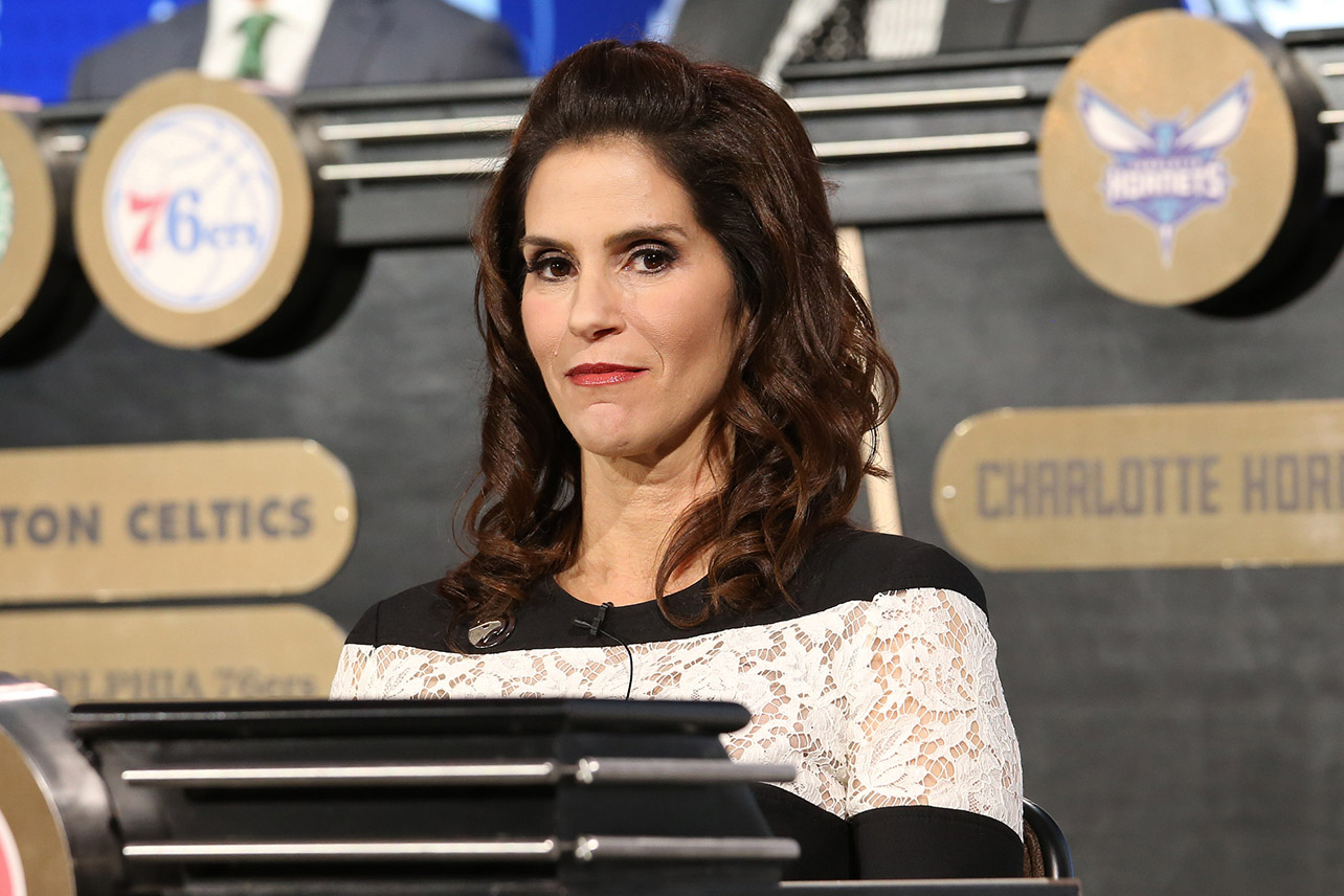 Jami Gertz Biography; Net Worth, Age, Height, Husband, Movies And TV ...