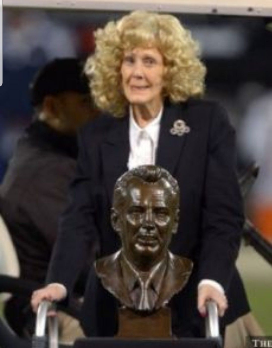 Carol Davis Raiders Net Worth How Much Is The CoOwner Of Las Vegas