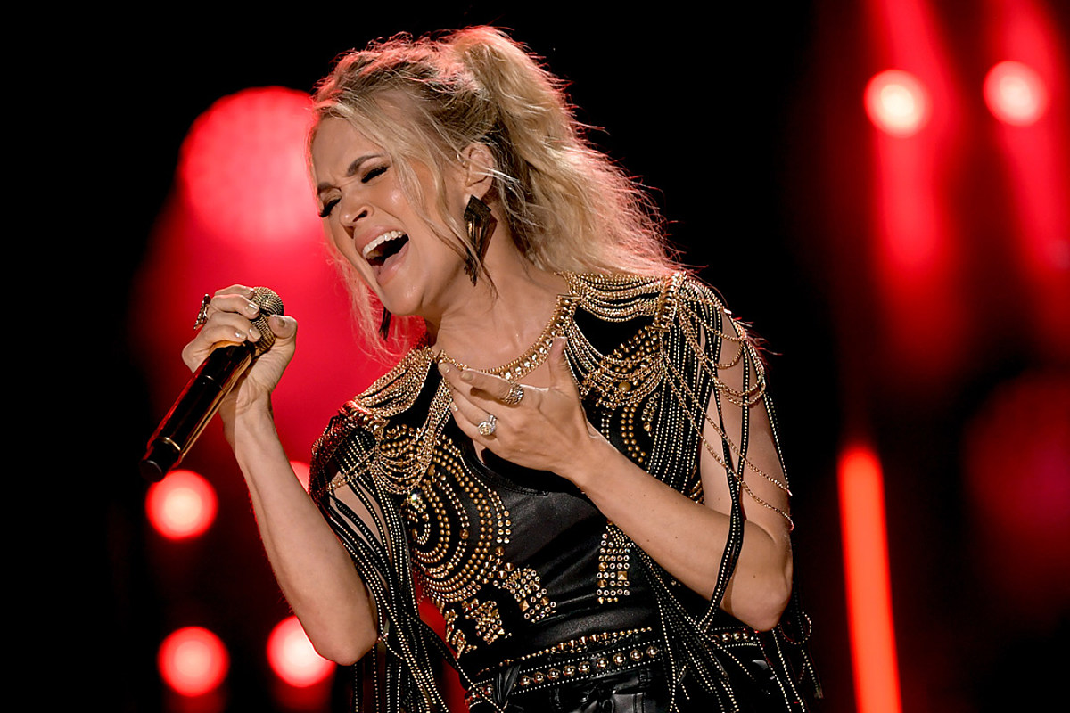 Who has sold more records Kelly Clarkson or Carrie Underwood? - ABTC