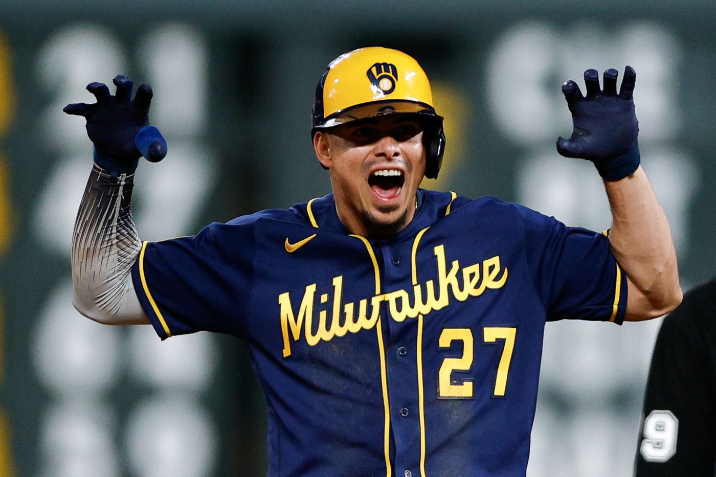 Men's Milwaukee Brewers ＃27 Willy Adames Navy Roster Name