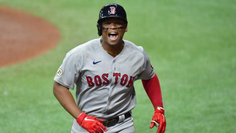 Rafael Devers Contract, Salary, Net Worth, Family, Defense, House, Age ...