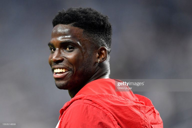 Tyreek Hill Contract, Salary, Net Worth, Top Speed, Age, Height, Weight