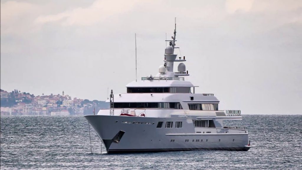how much is greg norman's yacht worth