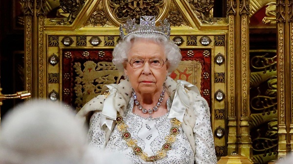 Queen Elizabeth Young: How did the Queen look young? - 44Bars.com