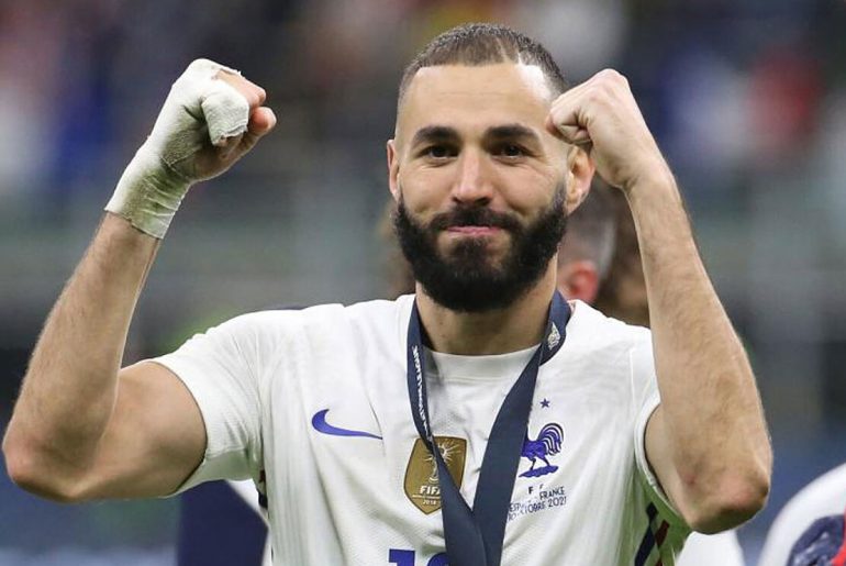 Karim Benzema Wins 2022 Ballon D'Or Award - ABTC