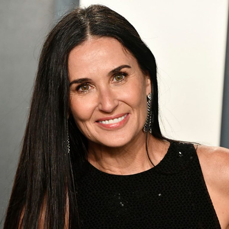 What did Demi Moore do to her teeth? - ABTC