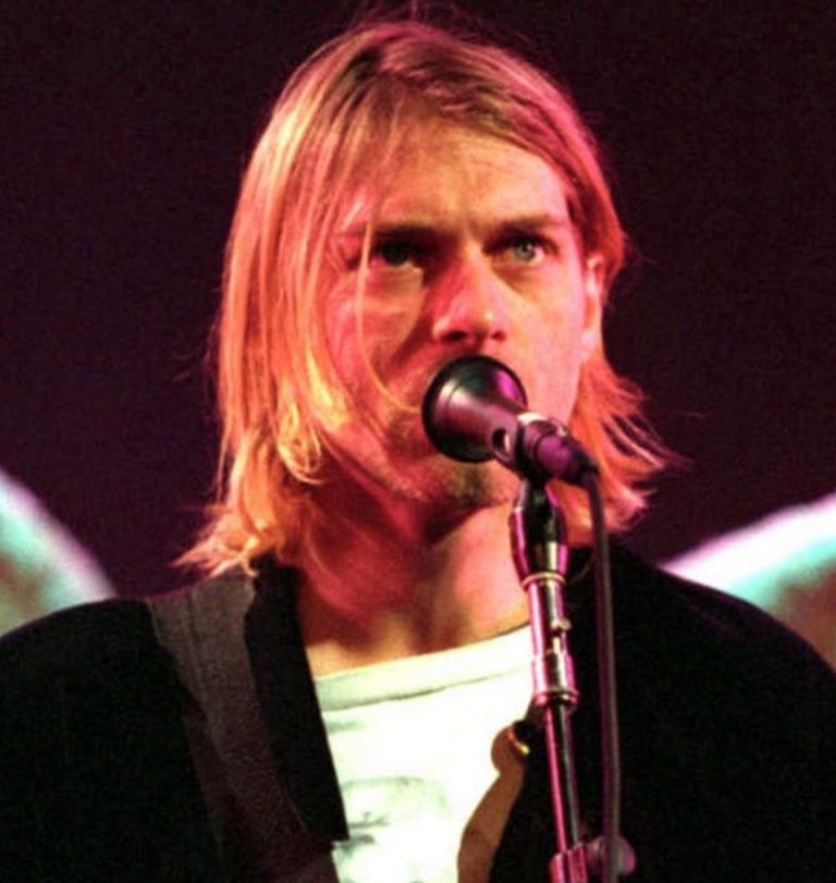 Kurt Cobain Net Worth How much money did Kurt Cobain make from Nirvana