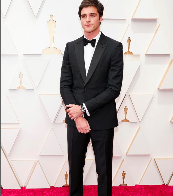 Jacob Elordi Height, Age, Instagram: How Tall Is Jacob Elordi? - ABTC