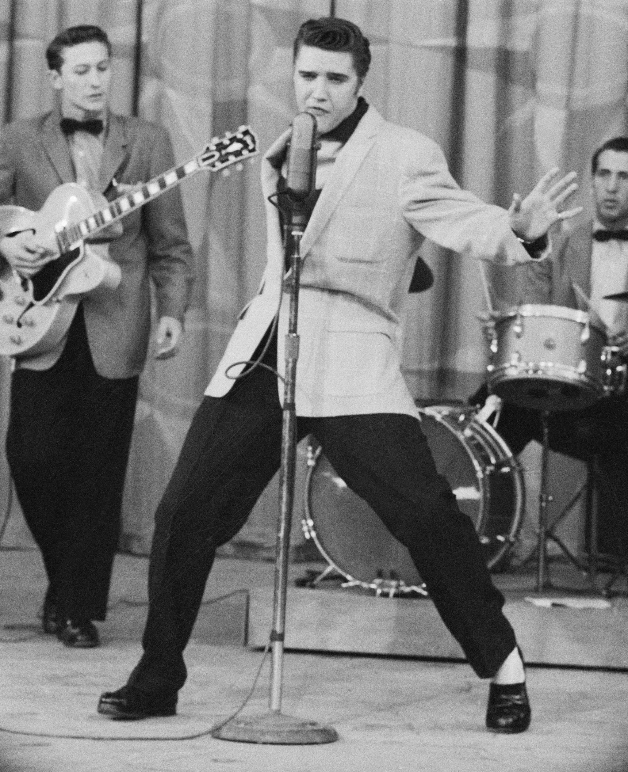 Elvis Arrested: Was Elvis Arrested For Dancing? - ABTC