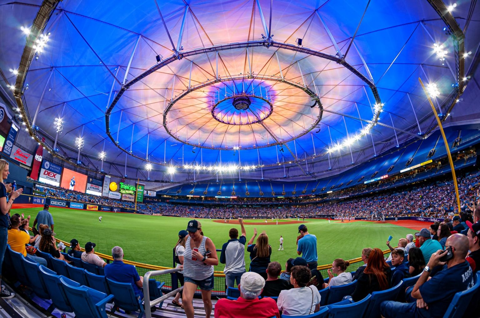 who-has-the-smallest-baseball-stadium-what-is-the-smallest-mlb-stadium