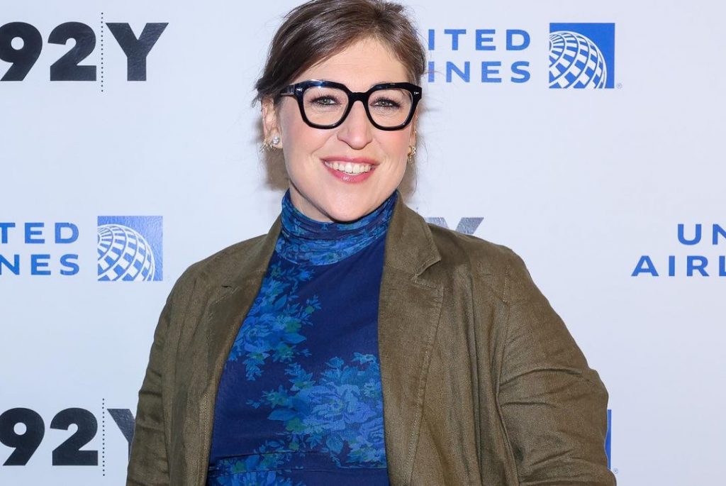 Mayim Bialik Biography, Family, Movies And TV Shows, Young - ABTC