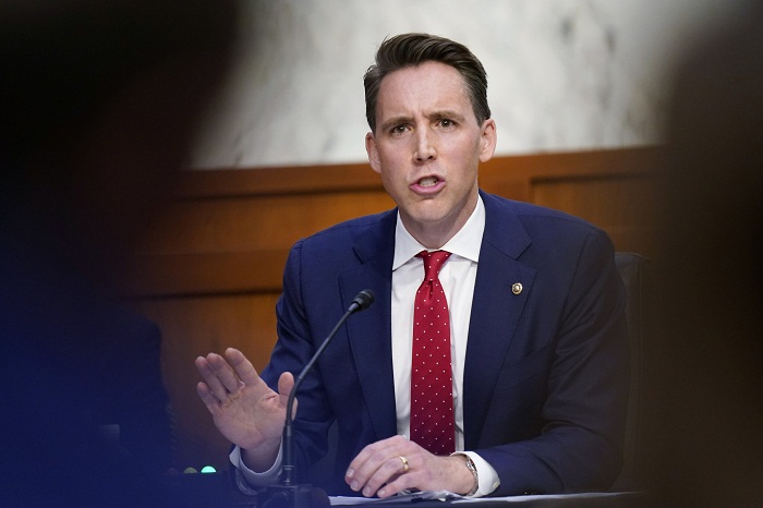 Josh Hawley Height and Weight - ABTC