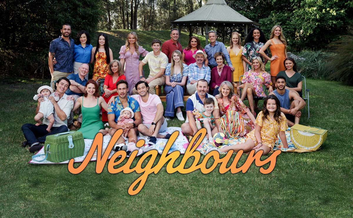 Why Did Sheila Leave Neighbours? Does Roxy Leave Neighbours? Is Kyle