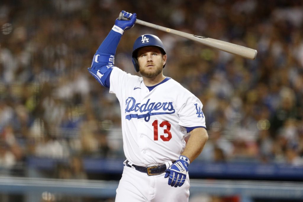 Max Muncy, Age, Height, Wedding, Daughter, Injury, Salary, Net Worth - ABTC