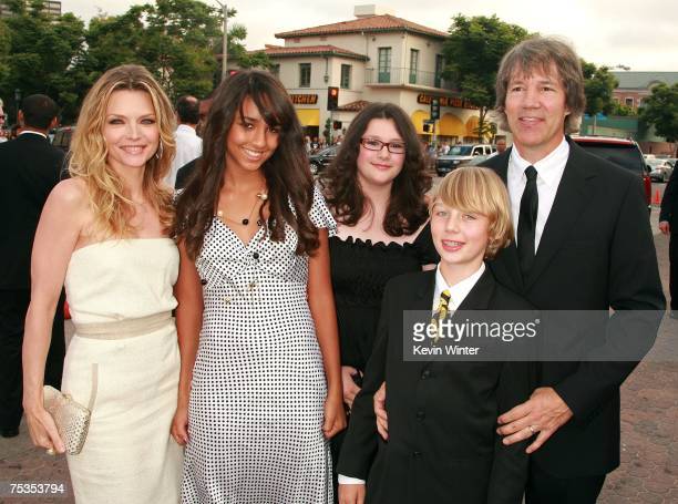 Michelle Pfeiffer Children: Claudia Rose Pfeiffer And John Henry Kelley ...