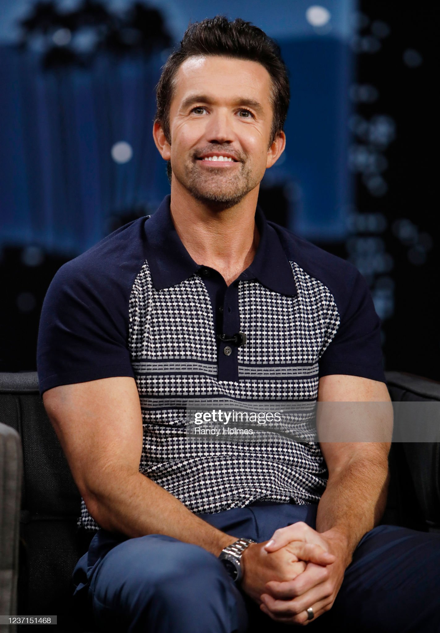 Rob McElhenney Age, Height, Parents, Wife, Children, Twitter, Net Worth