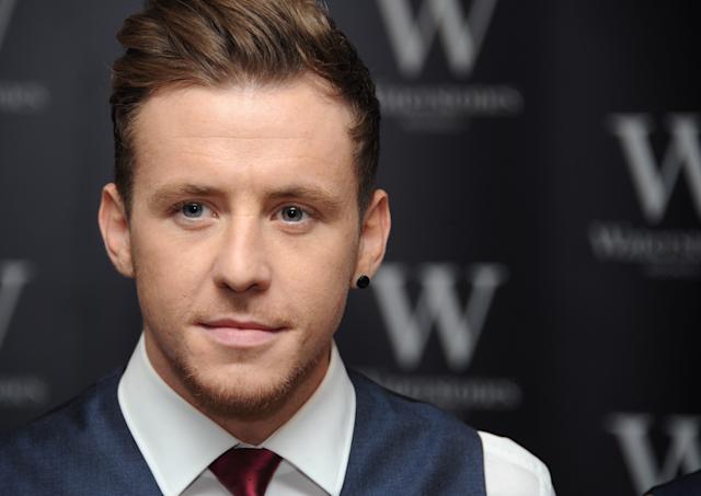 Danny Jones Songs, Age, Instagram, Net Worth, Band, Wedding, Wiki - ABTC