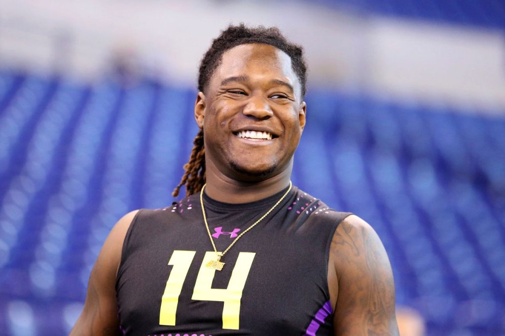 Shaquem Griffin Team, Contract, Hand, Salary, Stats - ABTC