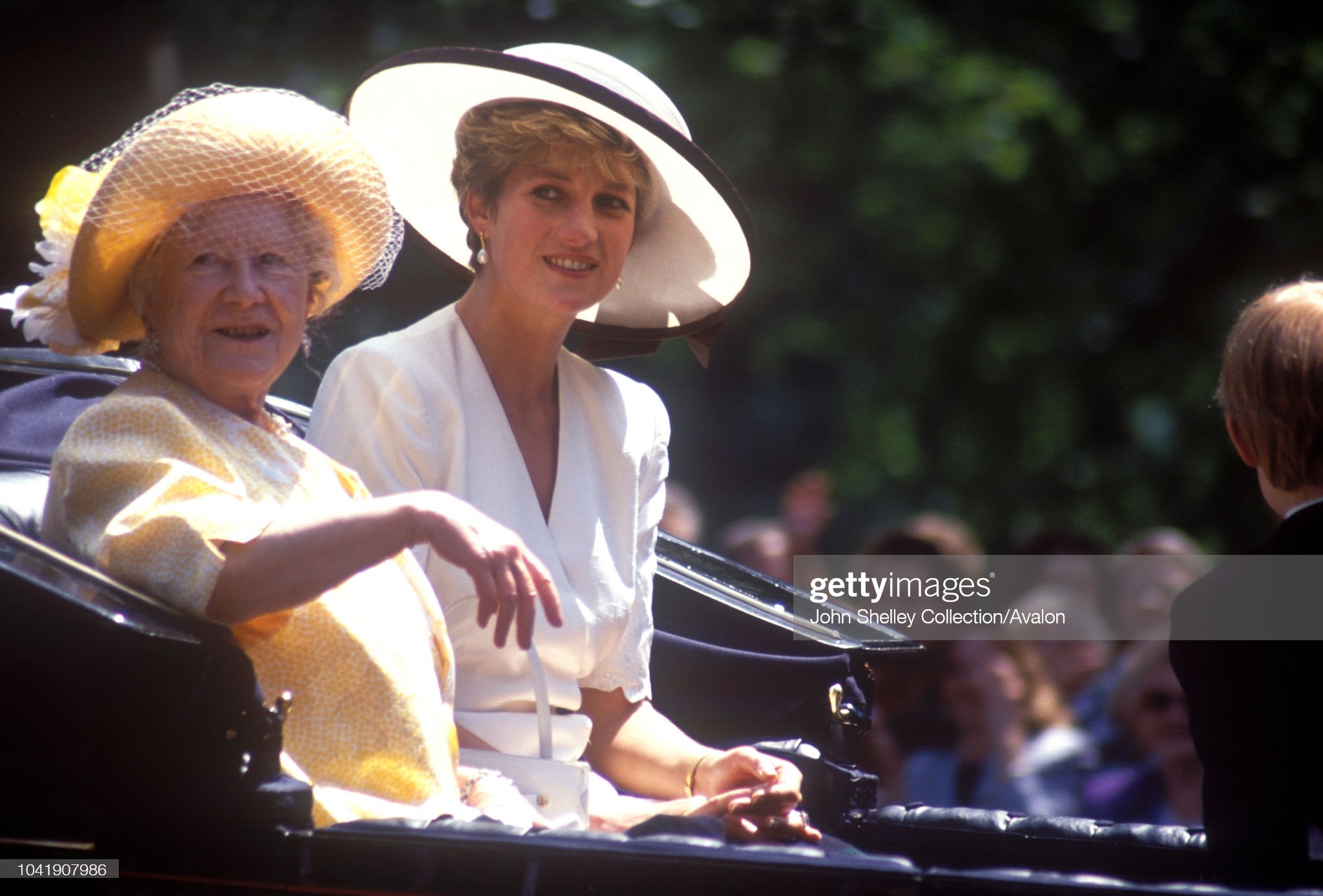Is Princess Diana related to Queen Elizabeth? Is Diana Princess of ...