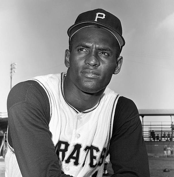 How Many People Died On The Plane With Roberto Clemente? - ABTC