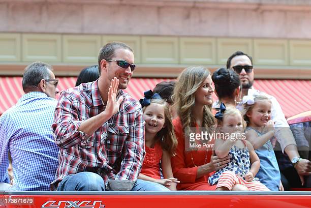 Meet Adam Wainwright's wife, Jenny Curry, and their children 