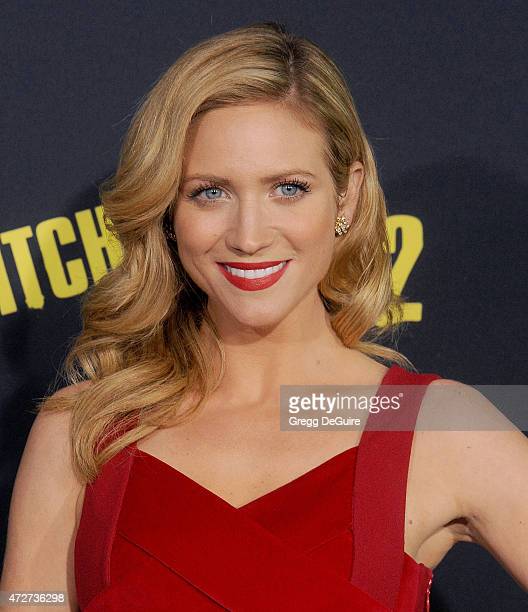 Brittany Snow Siblings: Meet Holly Snow, John Snow Jr. - ABTC