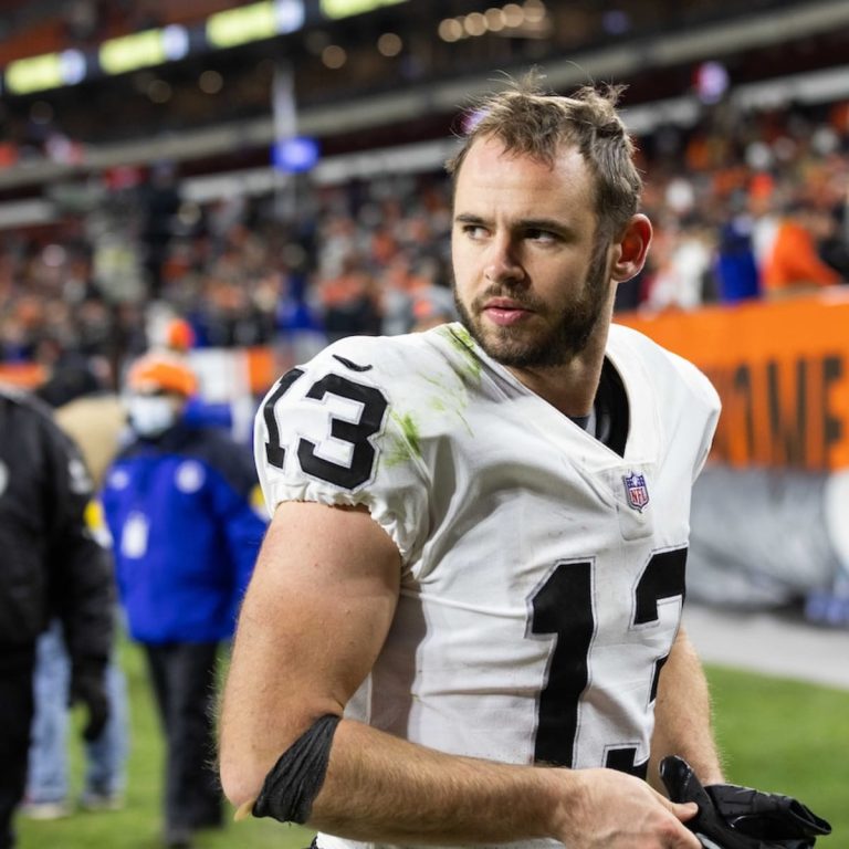 What is Hunter Renfrow injury? What Happened To Hunter Renfrow? - ABTC