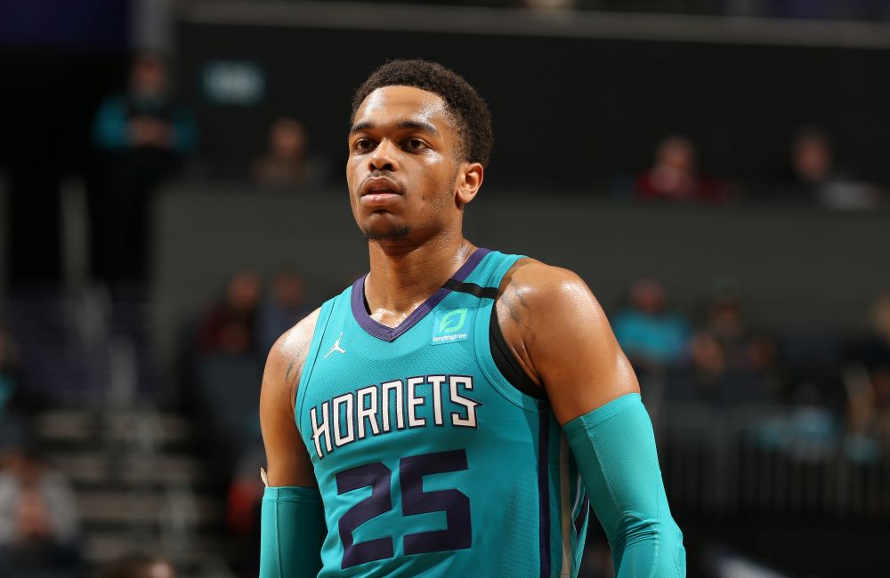 PJ Washington Age, Net Worth, Contract, Son, Stats, NBA Draft, School ...