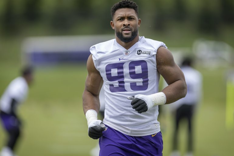 Danielle Hunter Salary: How much does Danielle Hunter earn? - ABTC