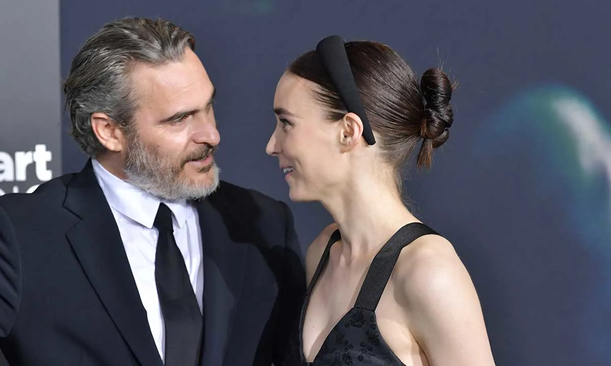 Is Rooney Mara Married To Joaquin Phoenix? - Abtc