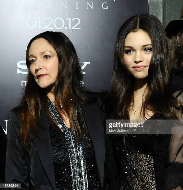 Olivia Hussey Children: Meet India Eisley, Maximillian Fuse, Alexander ...