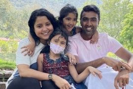 Ravichandran Ashwin and his wife and children