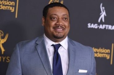 Cedric Yarbrough Bio; Movies and TV Shows, Age, Height, Family, Young ...