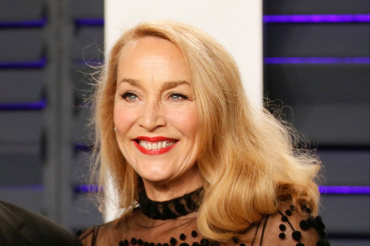 How old was Jerry Hall when she met Mick Jagger? - ABTC