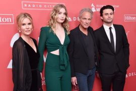 Lindsey Buckingham Children: Meet Leelee Buckingham, William Gregory ...