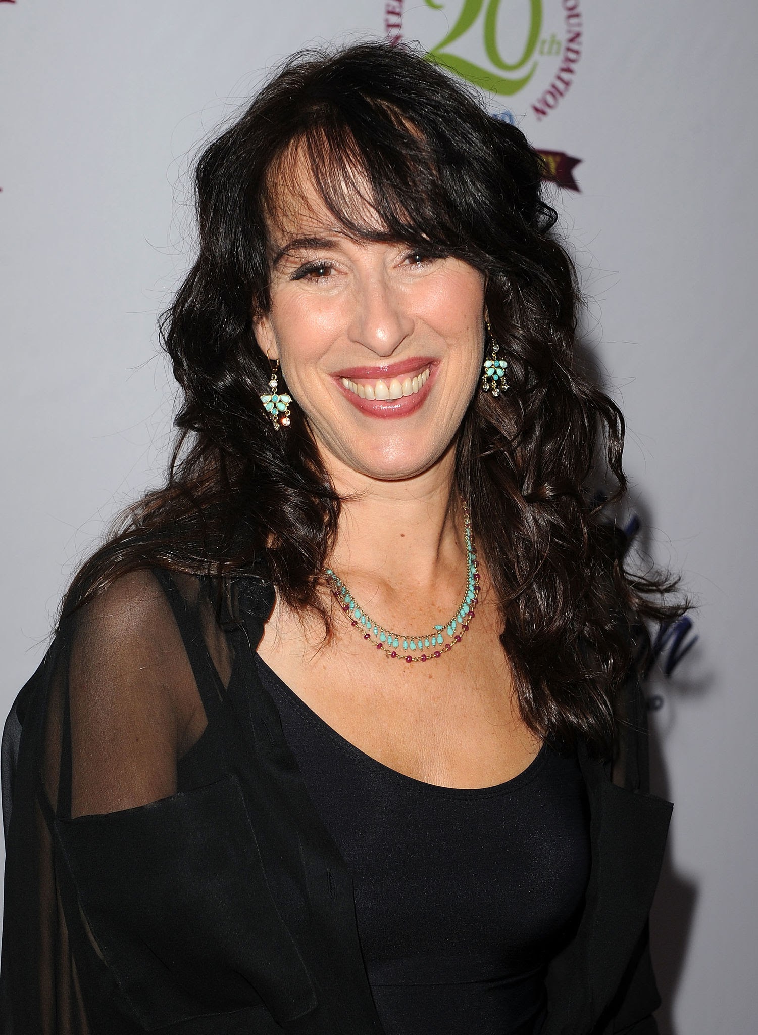 Maggie Wheeler Bio; Movies and TV Shows, Albums, Age, Weight, Family