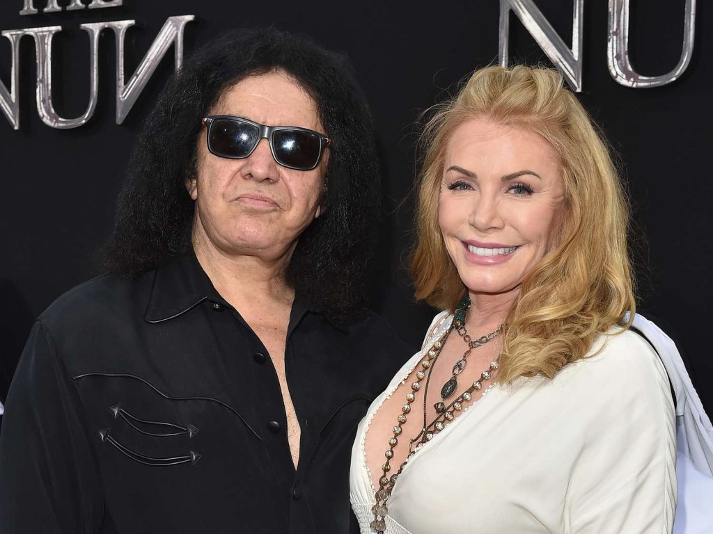 Shannon Tweed Who Is Gene Simmons Wife Abtc