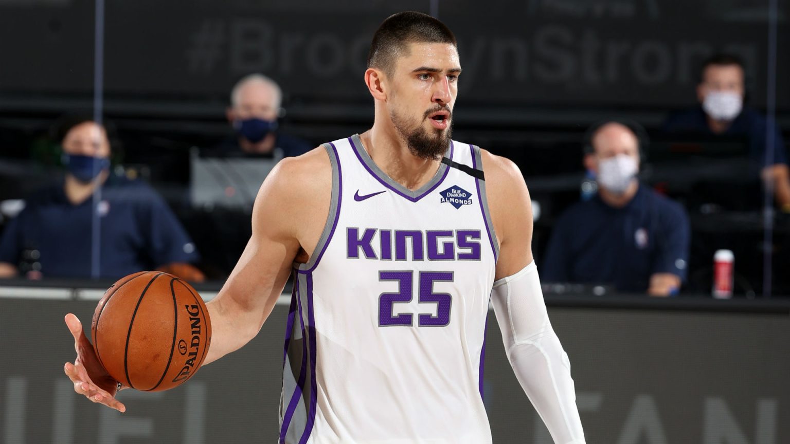 Alex Len Biography: Age, Draft, Teams, Wife, Wingspan, Nationality ...