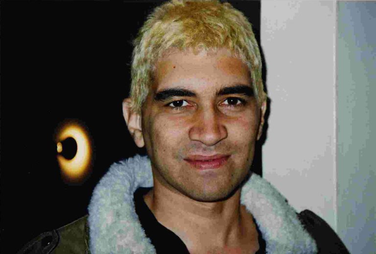 Pat Smear wife: Is Pat Smear married? - ABTC