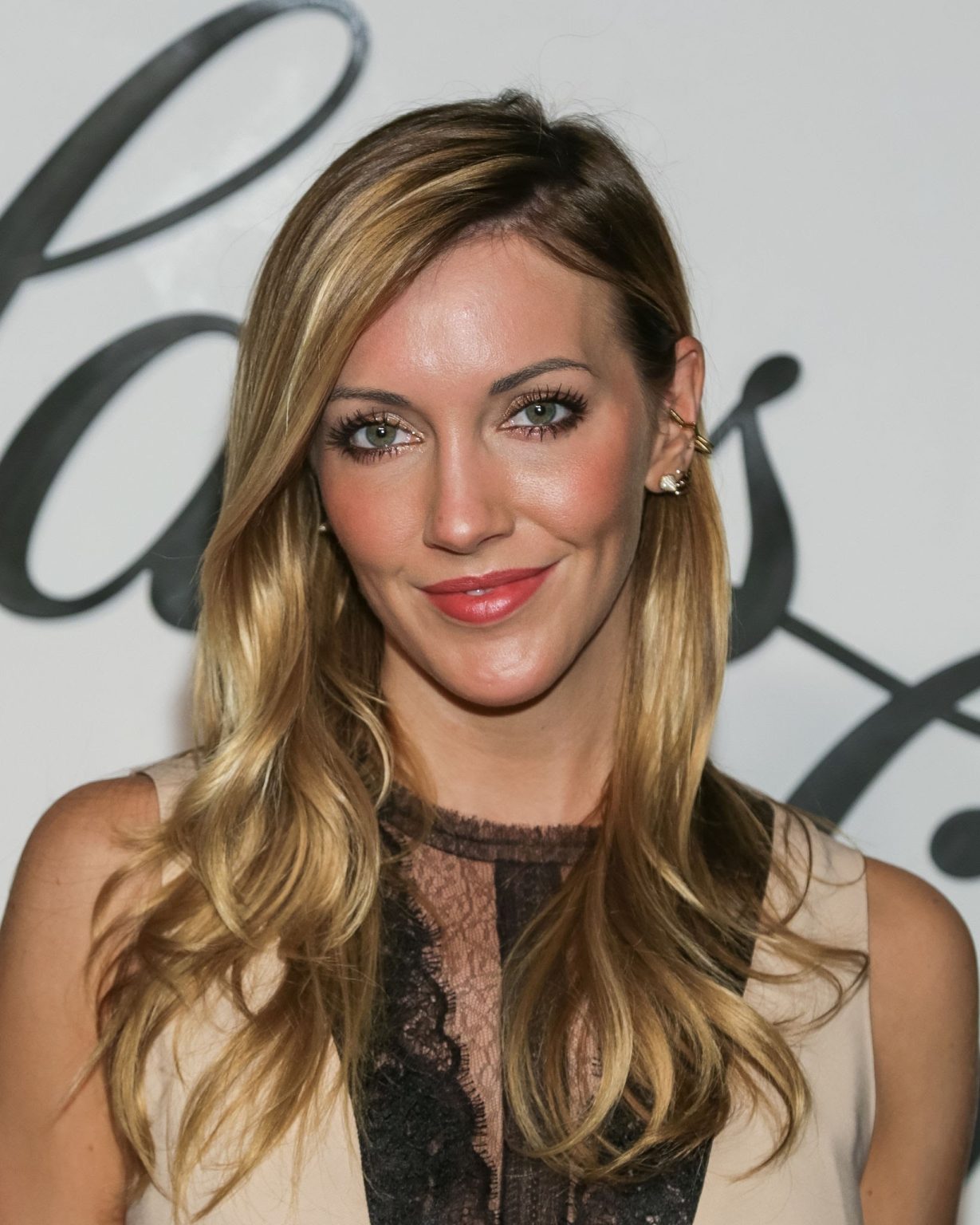 Katie Cassidy Husband Is Katie Cassidy Married Abtc