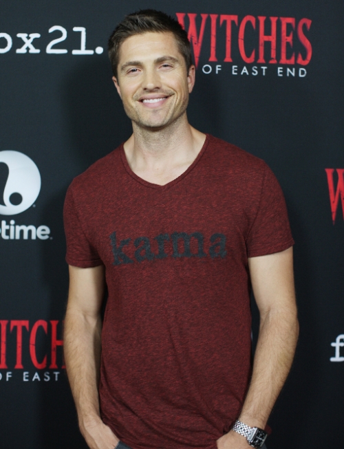 Does Eric Winter have a twin brother? Does Eric Winter have twins? - ABTC