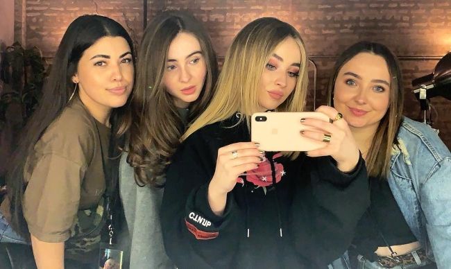 Sabrina Carpenter siblings: Meet Sarah Carpenter, Shannon Carpenter ...