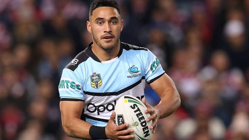 Valentine Holmes Jersey Number, Heritage, Height, Haircut, Sister - ABTC