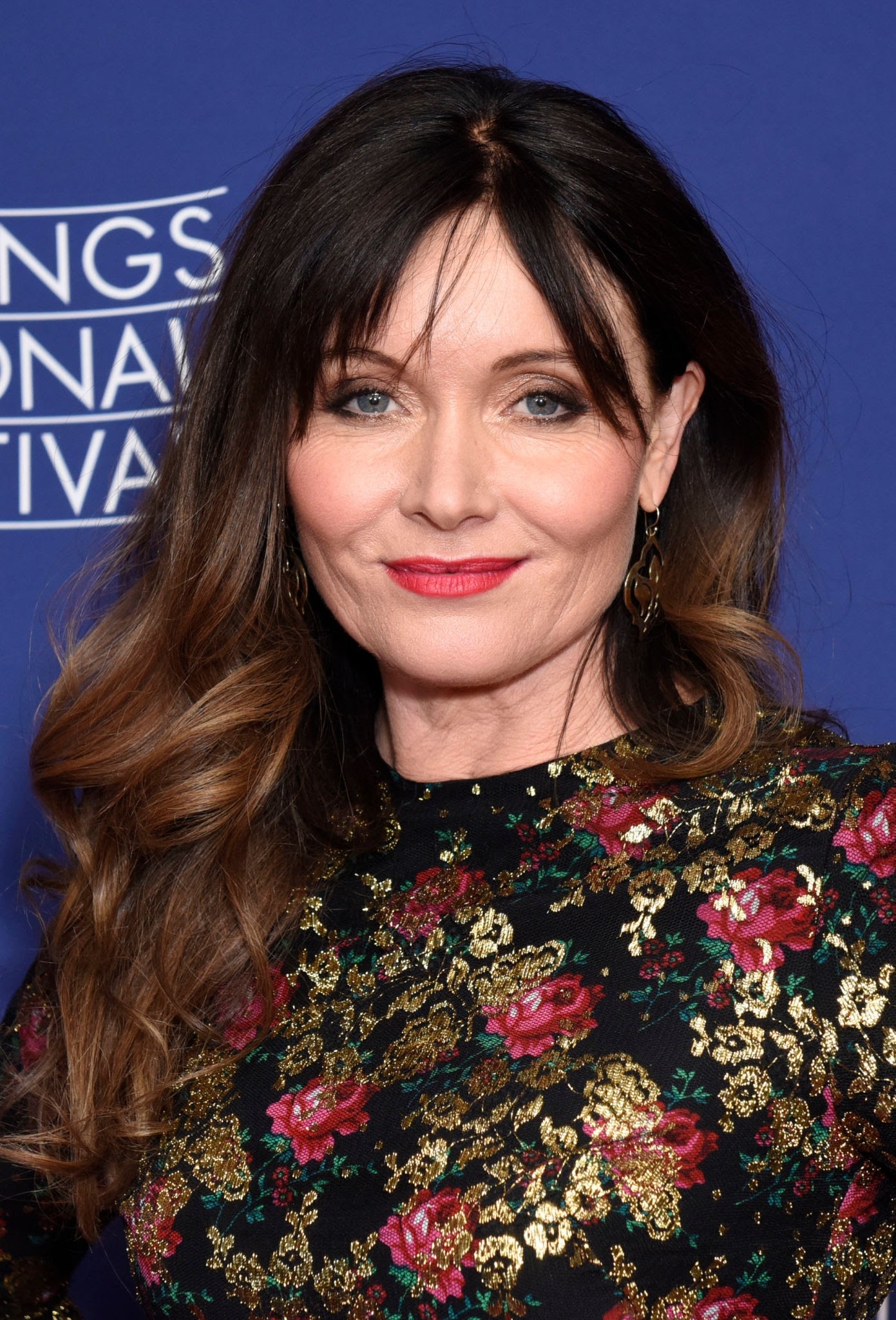Are Judy and Essie Davis related? What color is Essie Davis hair? - ABTC