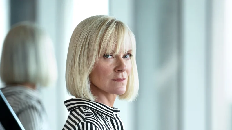 Hermione Norris Age, Height, Movies and TV Shows, Education, Family - ABTC